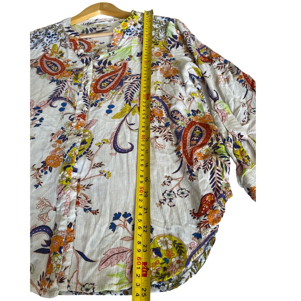 Fig & Flower Blouse M Boho Paisley Floral Rayon Button Tab Sleeve Split Top Chic - Picture 9 of 12
